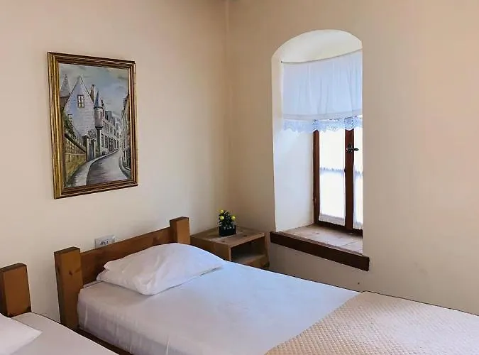 And Val-mar * Gjirokastër