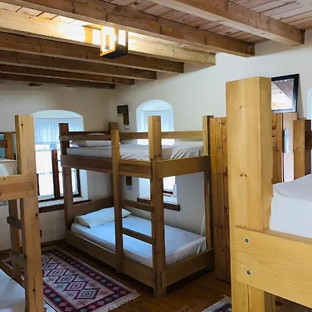 And Val-mar Hostel *