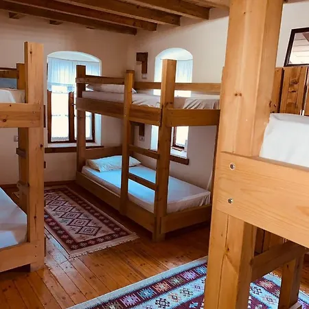 And Val-mar Hostel