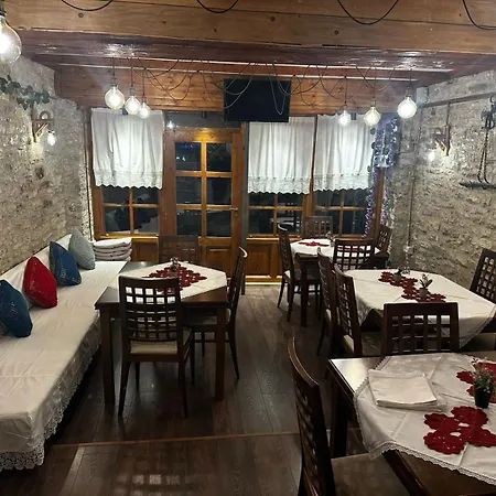 Hostel And Val-mar Gjirokaster