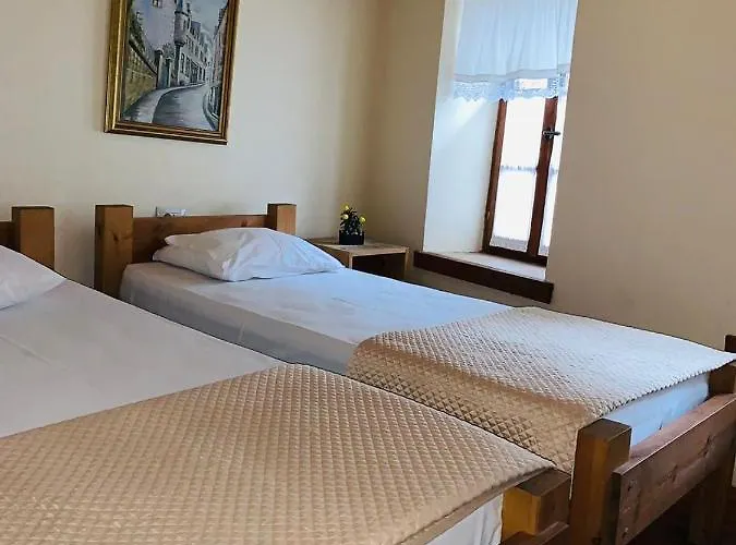 Guest House&hostel Val-mar Hostel